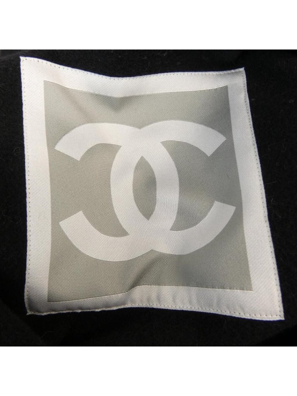 ★SOLD★ Chanel Vintage Identification Coat - Picture 4 of 6